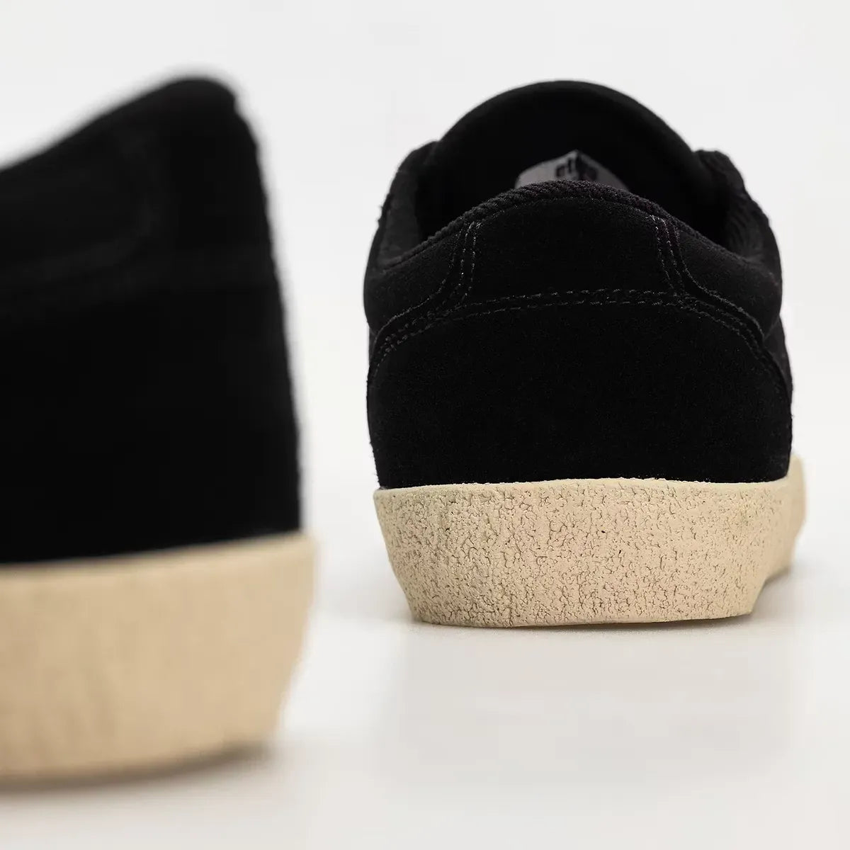 Barge LS Premium Dark Black Vulcanized | etnies Official Low-Top Vulcanized Etnies Skate Original Sustainability Gear