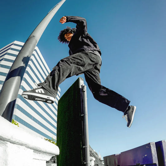 Black/White Chunky Skate Shoes Kingpin 2K | etnies Official etnies Skate Original Sustainability Gear