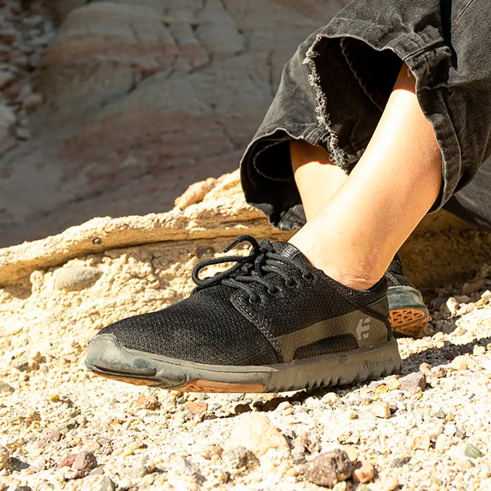 Scout black/white/gum - skate shoes | etnies Official Low-Top Shoe Etnies Skate Original Sustainability Gear