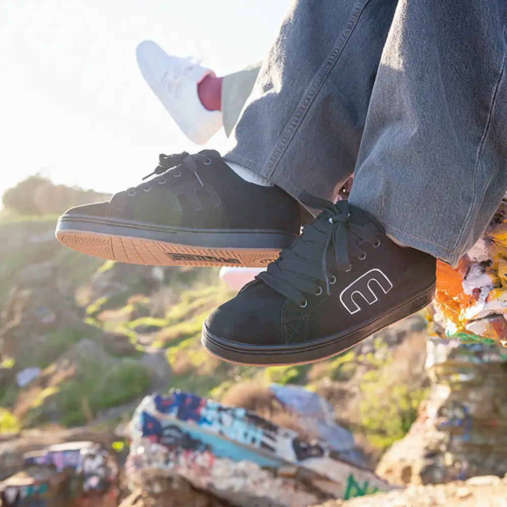 callicut - skate shoes - black/white - etnies
