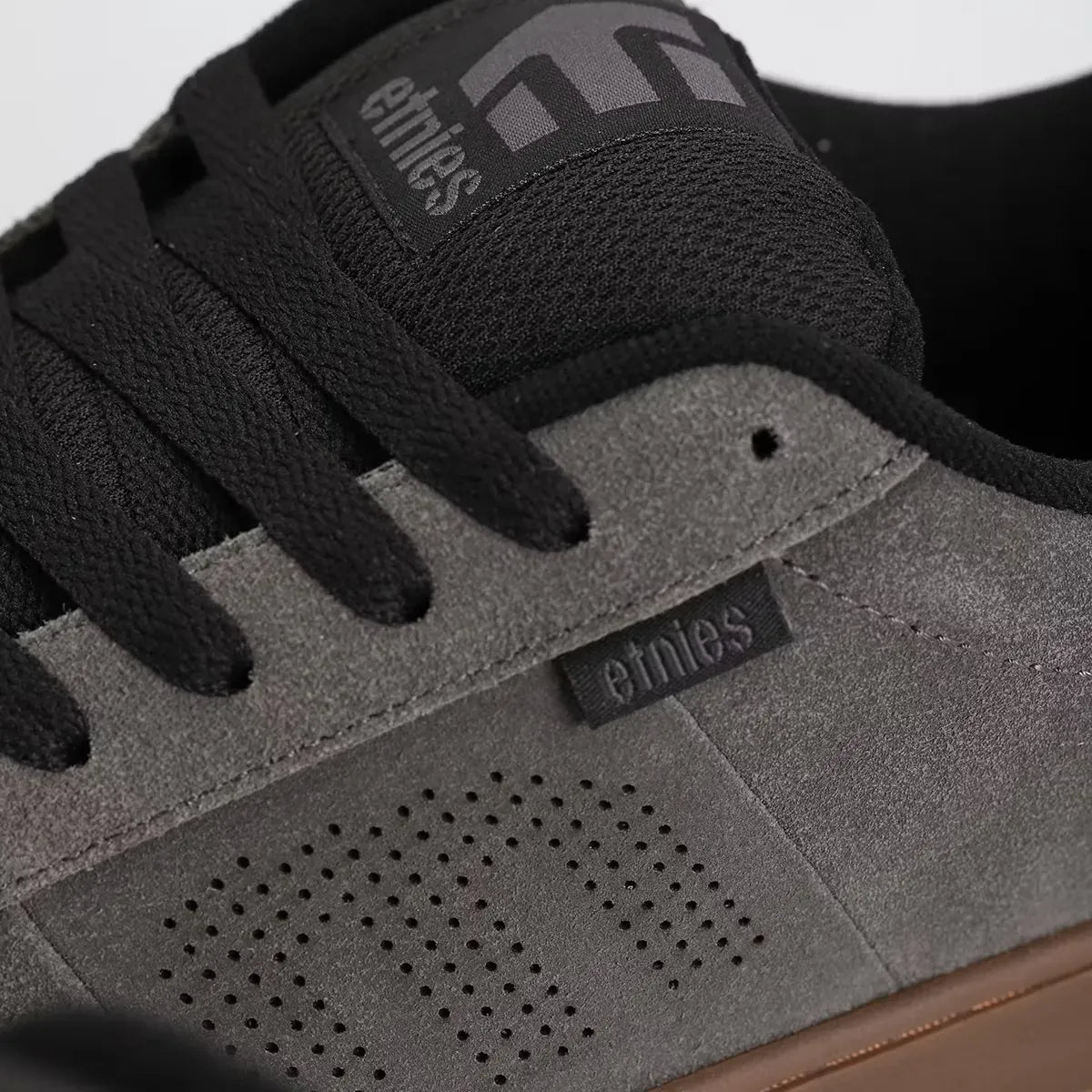Kingpin grey/black/gum - skate shoes | etnies Official Low-Top Shoe Etnies Skate Original Sustainability Gear
