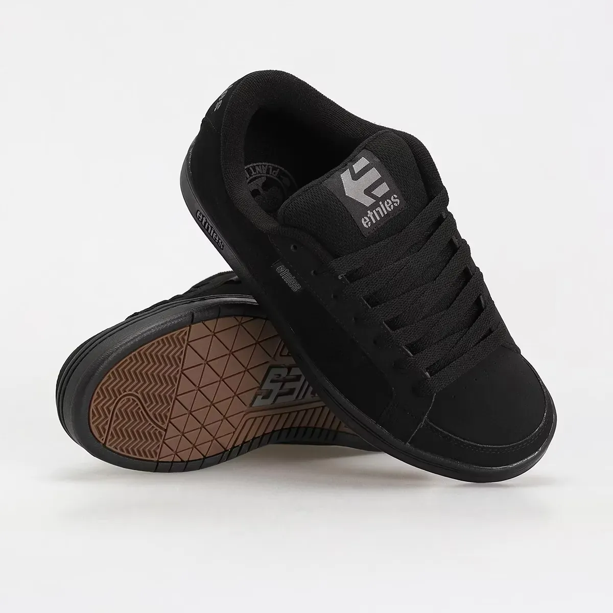 Kingpin black - skate shoes | etnies Official Low-Top Shoe Etnies Skate Original Sustainability Gear