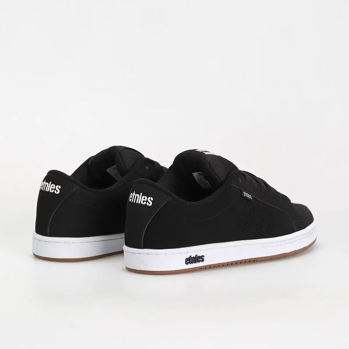 Kingpin black/white/gum - skate shoes | etnies Official Low-Top Shoe Etnies Skate Original Sustainability Gear
