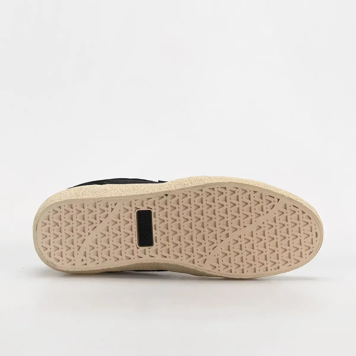 Barge LS Premium Dark Black Vulcanized | etnies Official Low-Top Vulcanized Etnies Skate Original Sustainability Gear