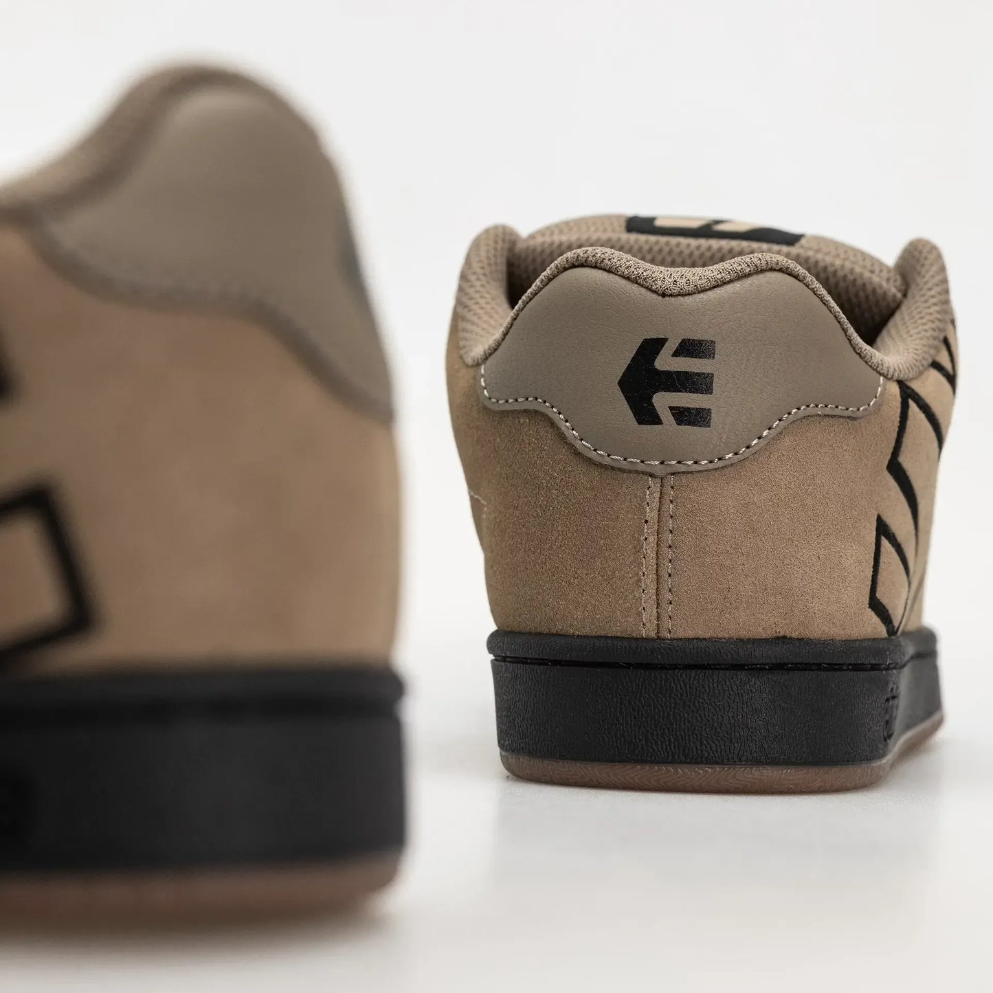 Fader Low - Top Shoe Tan Black  | etnies Official Low-Top Shoe Etnies Skate Original Sustainability Gear