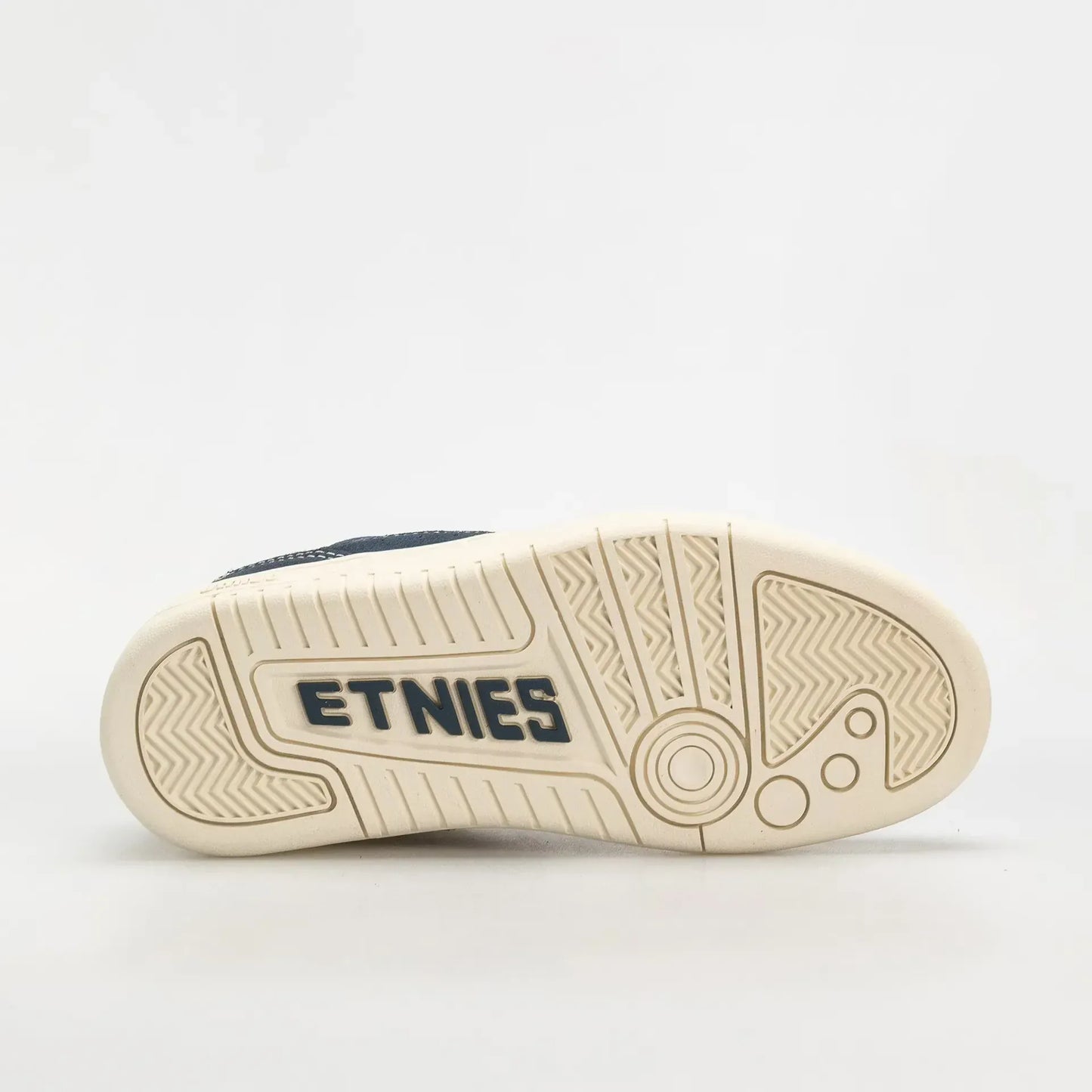 Loot Navy White Low - Top Skate Shoe | etnies Official Low-Top Shoe Etnies Skate Original Sustainability Gear
