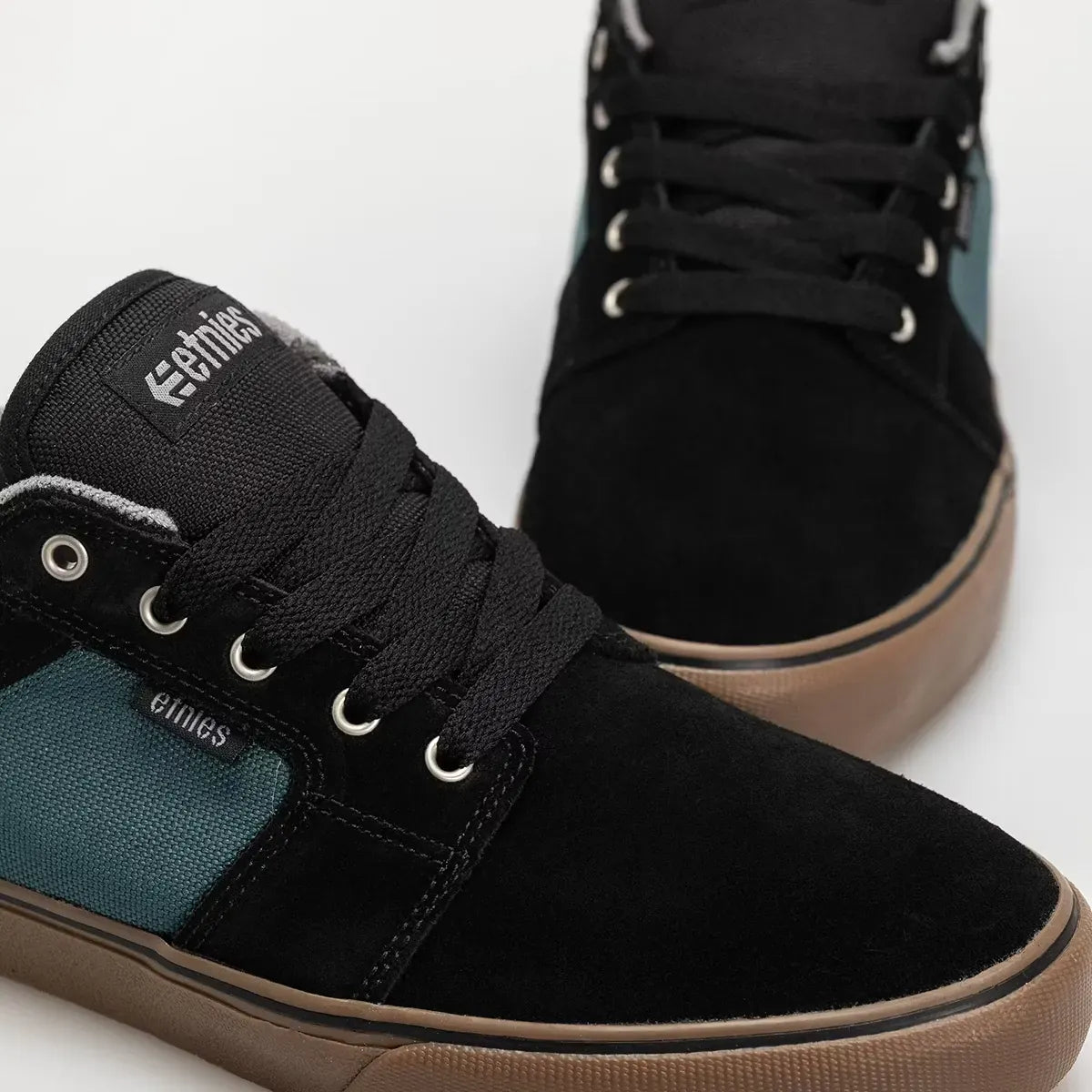 Barge LS Black Teal Low - Top Vulcanized | etnies Official Low-Top Vulcanized Etnies Skate Original Sustainability Gear