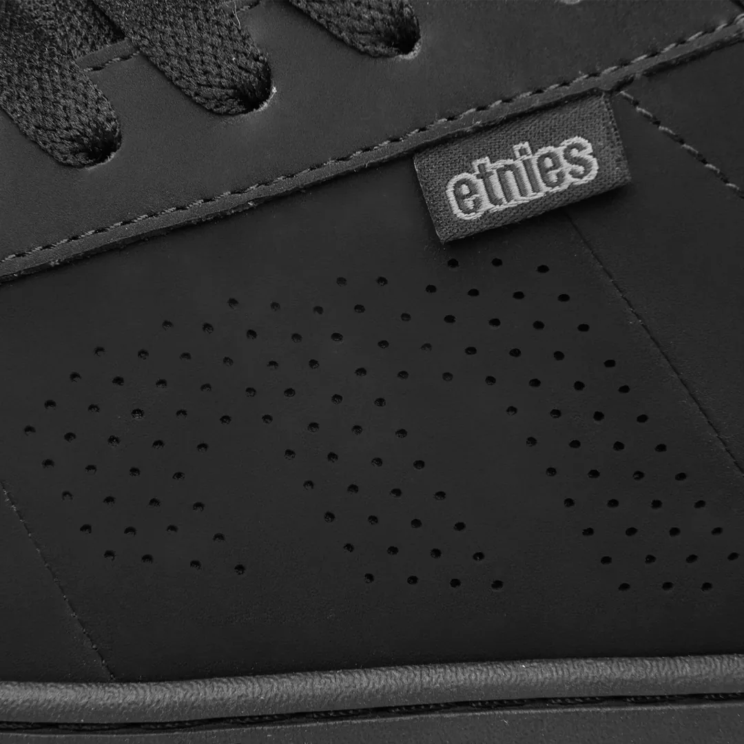 Kingpin black/dirty wash - skate shoes | etnies Official etnies Skate Original Sustainability Gear