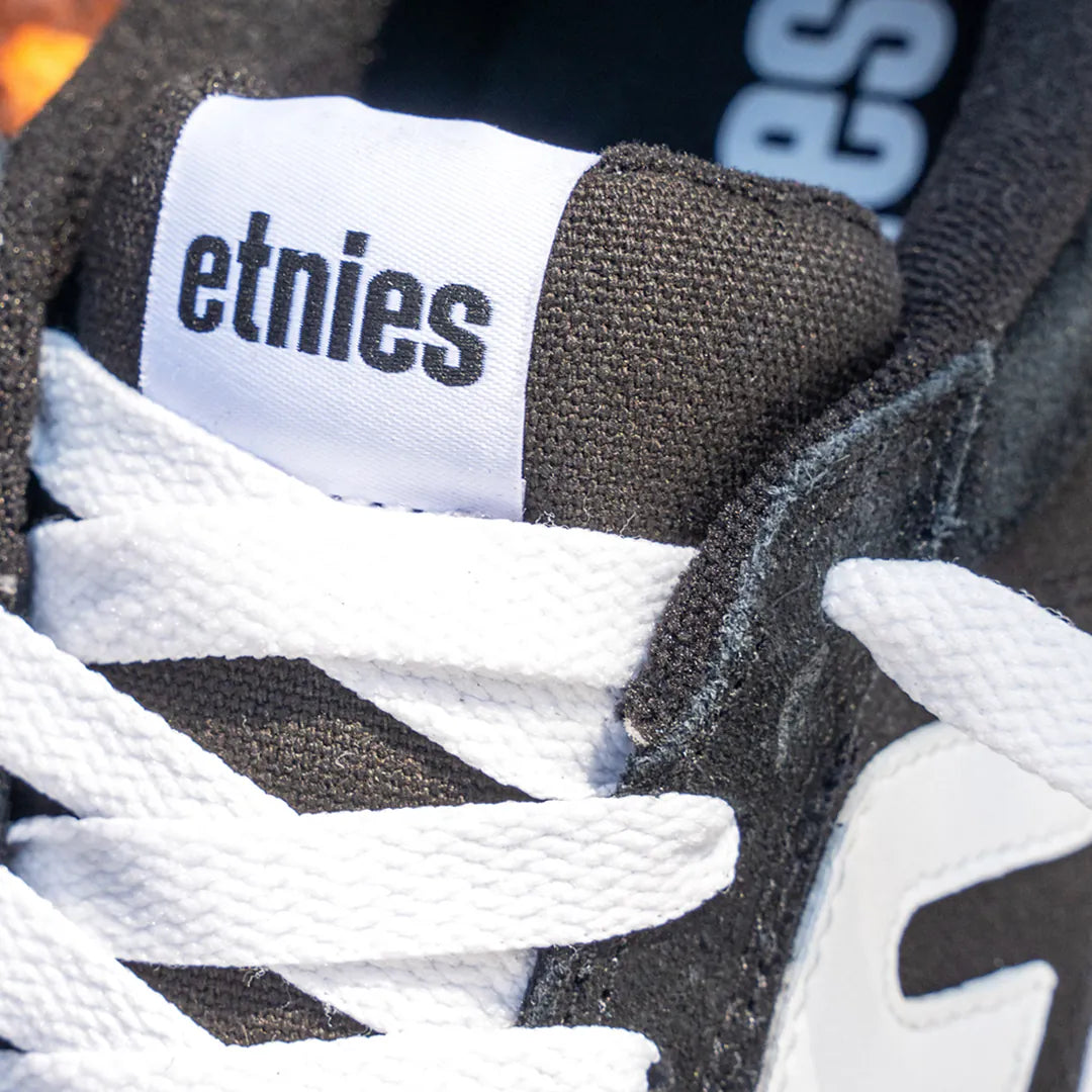 Black Vulcanized Skate Shoes – Locut Vulc | etnies Official etnies Skate Original Sustainability Gear