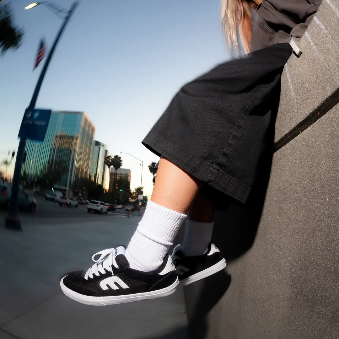Black Vulcanized Skate Shoes – Locut Vulc | etnies Official etnies Skate Original Sustainability Gear