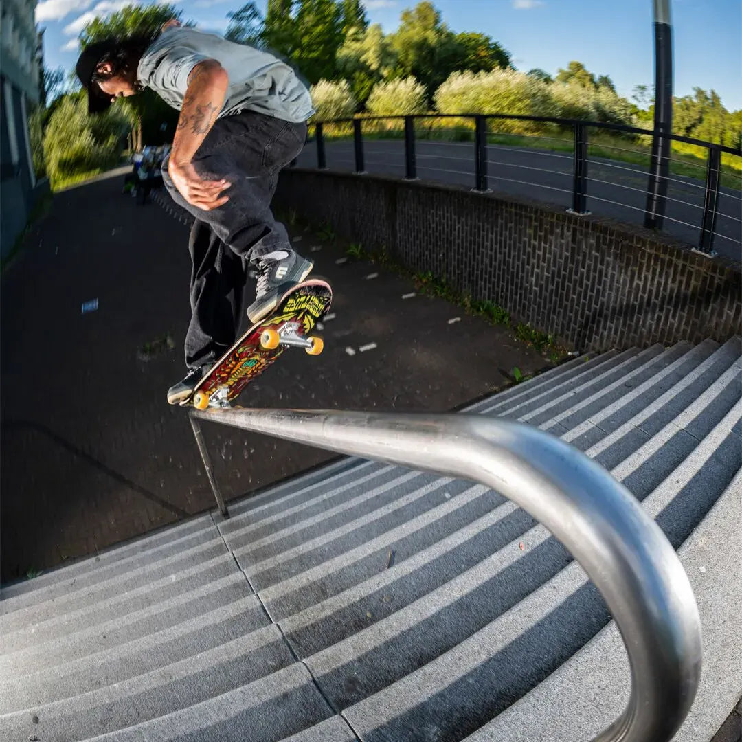 Loot Dark Grey Low - Top Skate Shoe | etnies Official Low-Top Shoe Etnies Skate Original Sustainability Gear