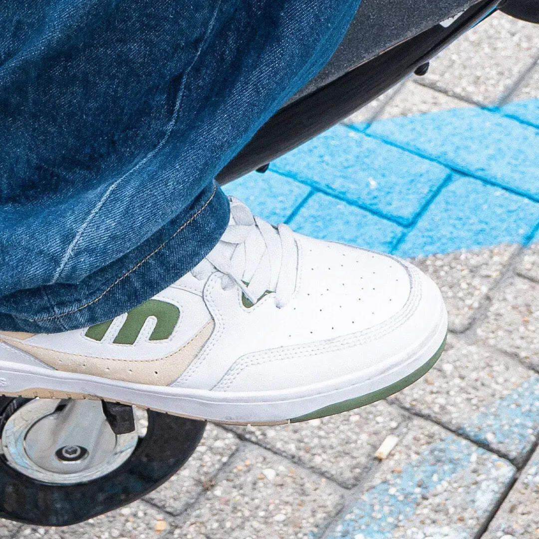 Loot White Green Low - Top Skate Shoe | etnies Official Low-Top Shoe Etnies Skate Original Sustainability Gear