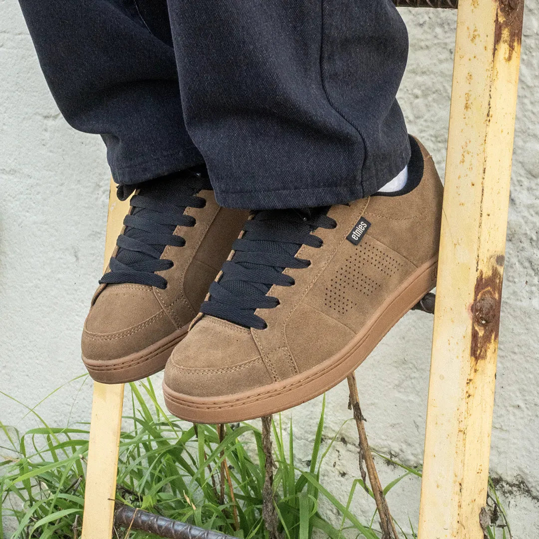Kingpin brown/tan/black - skate shoes | etnies Official Low-Top Shoe Etnies Skate Original Sustainability Gear