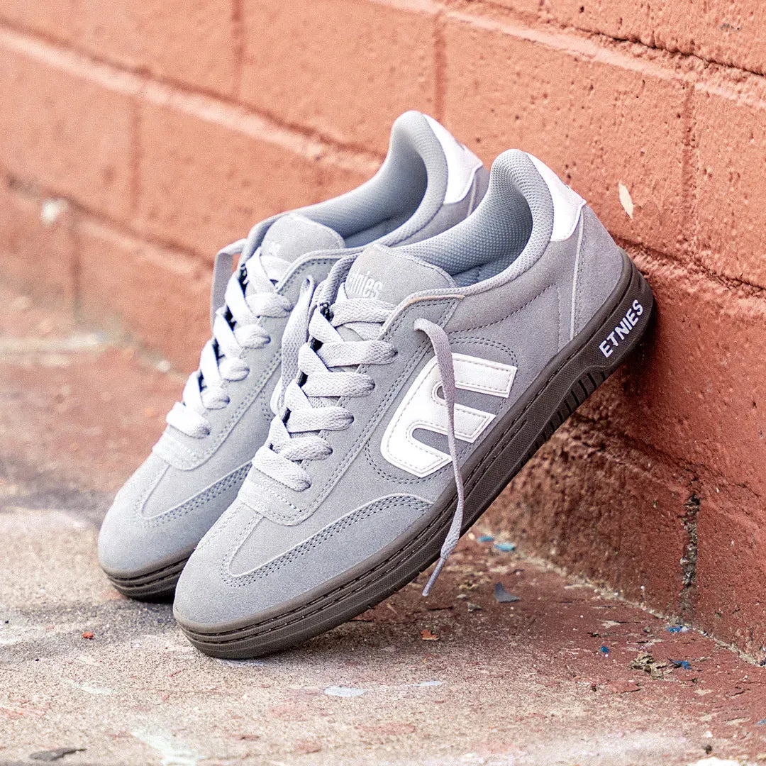 Locut Low-Top shoes - men's skate shoes | etnies Official Low-Top Shoe Etnies Skate Original Sustainability Gear