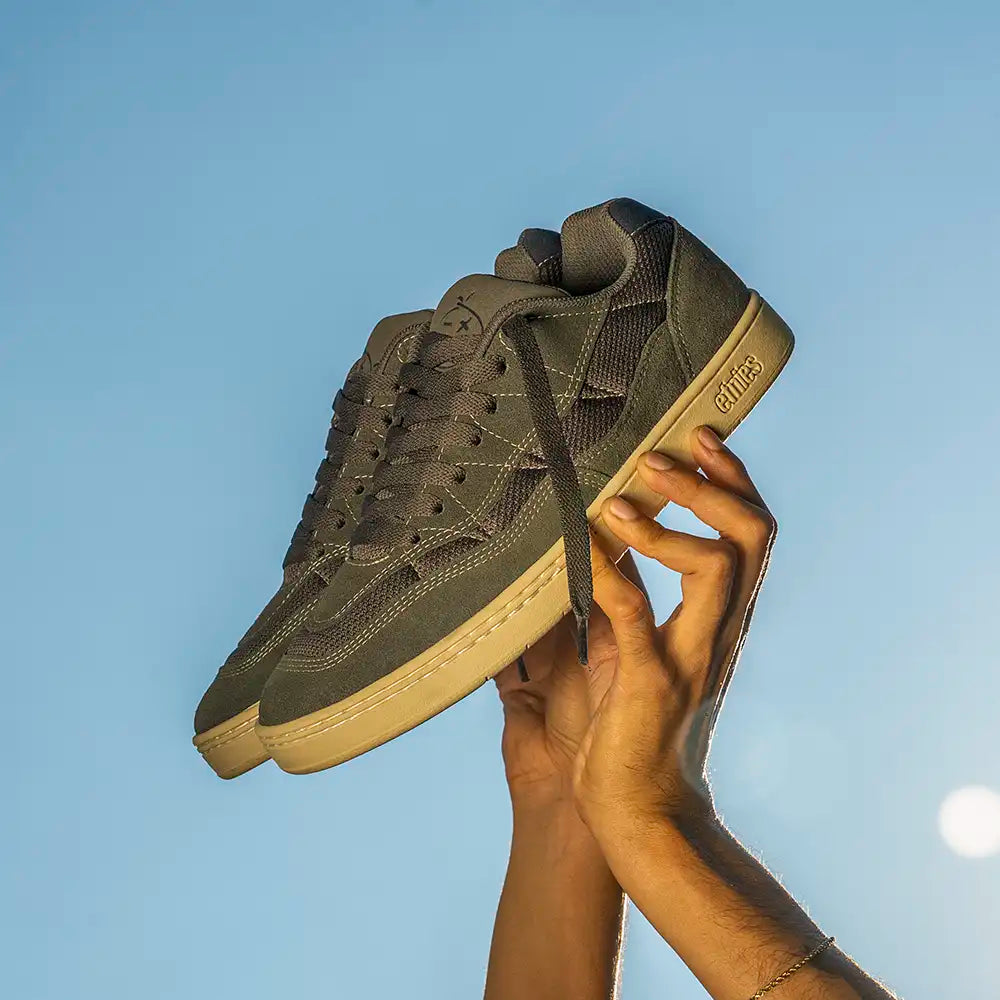 Snake Dark Grey Low - Top Skate Shoe | etnies Official Low-Top Shoe Etnies Skate Original Sustainability Gear