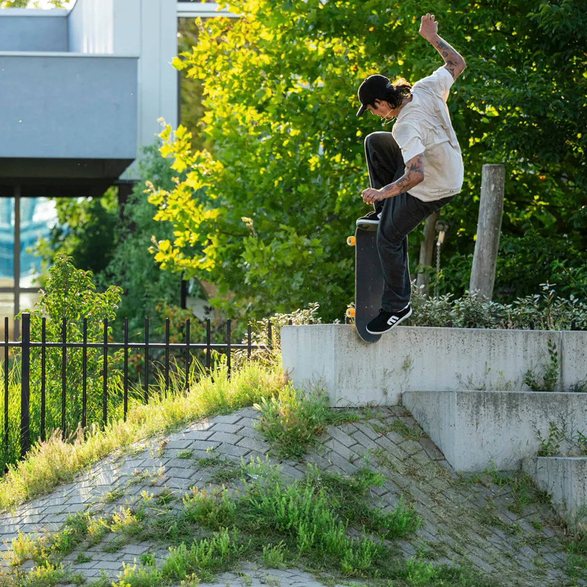 Locut black/white/gum - skate shoes | etnies Official Low-Top Shoe Etnies Skate Original Sustainability Gear