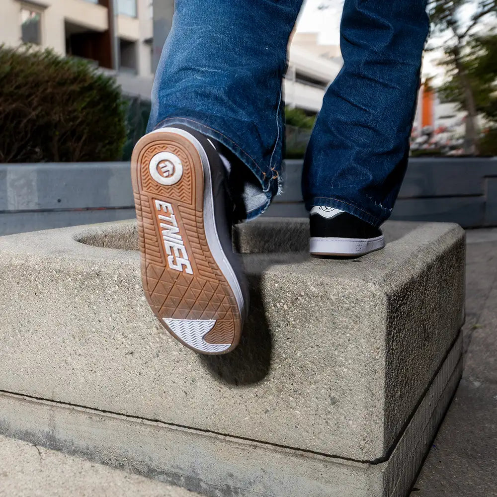 Scam black/white - skate shoes | etnies Official