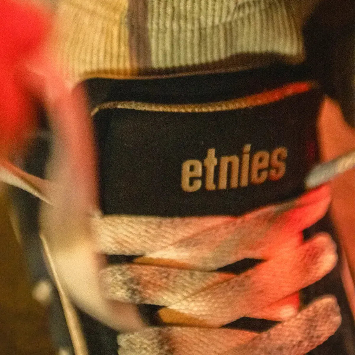 Locut Triple Tongue Low-Top Shoe Etnies Skate Original Sustainability Gear